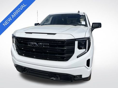 Used 2024 GMC Sierra 1500 Elevation image 7
