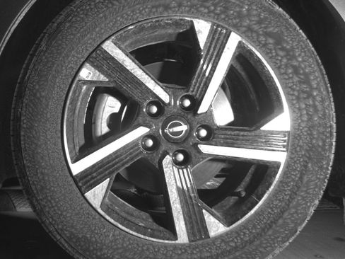 Used 2025 Nissan Sentra SV FWD image 15