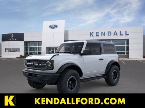 New 2026 Ford Bronco 2-Door w/ Sasquatch Package AWD/4WD image 1