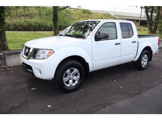 Used 2013 Nissan Frontier SV w/ SV Value Truck Pkg AWD/4WD video 1