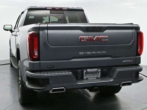 Used 2021 GMC Sierra 1500 AT4 w/ AT4 Premium Package AWD/4WD image 6
