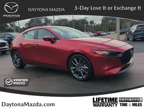 Used 2021 MAZDA MAZDA3 s image 1