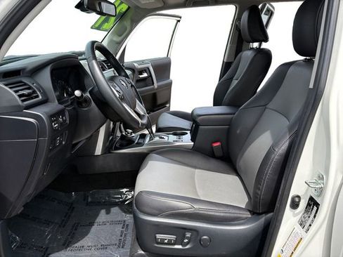 Used 2024 Toyota 4Runner SR5 Premium w/ Moonroof Package AWD/4WD image 9