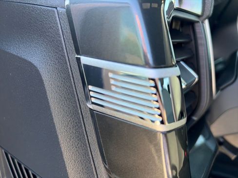 Used 2022 Ford F150 2WD SuperCrew image 19