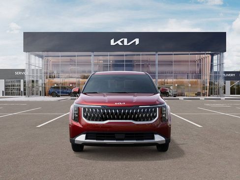 New 2026 Kia Carnival FWD image 2
