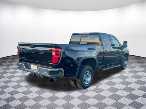 Used 2021 Chevrolet Silverado 3500 LTZ w/ LTZ Plus Package image 7