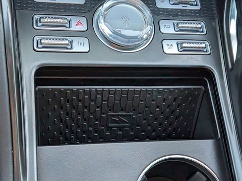 Used 2024 Lincoln Nautilus Premier w/ Equipment Group 102A image 24