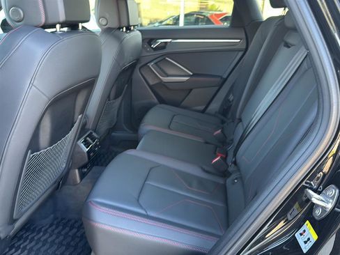 Used 2025 Audi Q3 2.0T Premium Plus w/ Premium Plus Package image 15