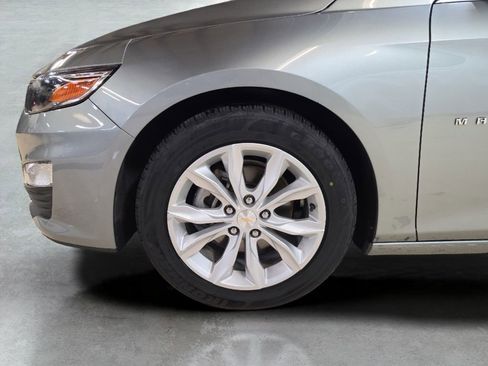 Used 2025 Chevrolet Malibu LT FWD image 24