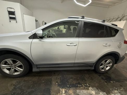 Used 2015 Toyota RAV4 XLE FWD image 6