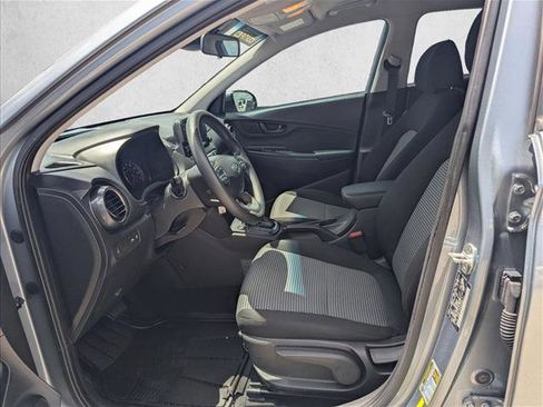 Used 2019 Hyundai Kona SE FWD image 15
