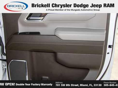 Used 2023 GMC Sierra 1500 SLT w/ SLT Premium Plus Package AWD/4WD image 14