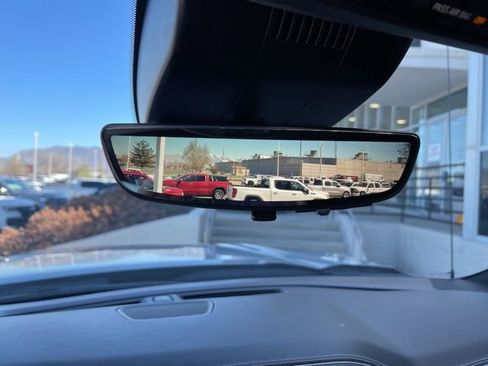 Used 2024 GMC Sierra 1500 Denali Ultimate image 12