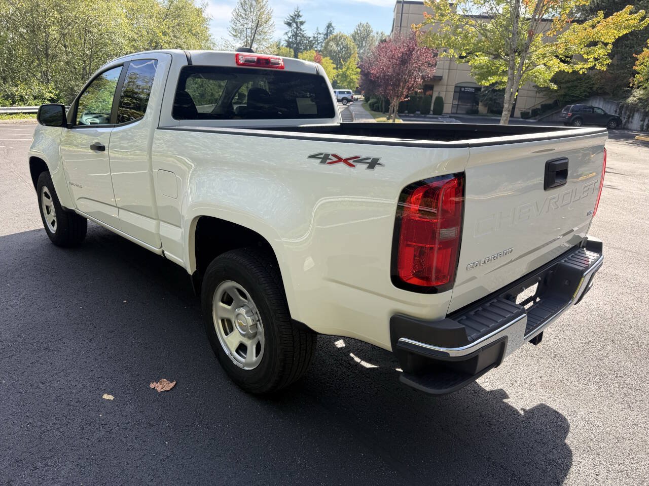 Used 2021 Chevrolet Colorado W/T w/ WT Convenience Package AWD/4WD image 13