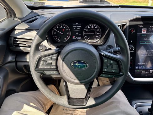 Used 2024 Subaru Crosstrek 2.0i Premium AWD/4WD image 18