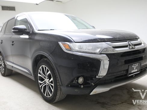 Used 2016 Mitsubishi Outlander SE FWD image 6