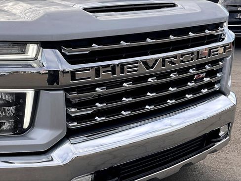 Used 2022 Chevrolet Silverado 2500 LTZ image 27