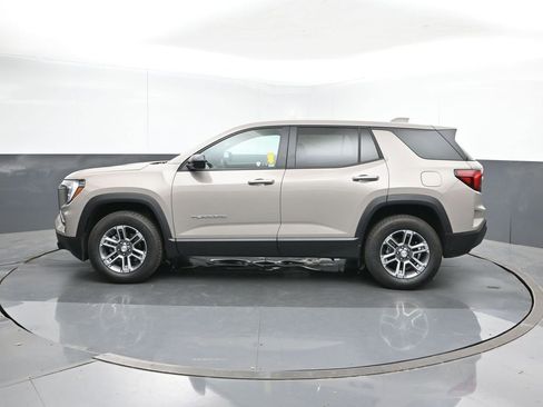 Used 2025 GMC Terrain Elevation image 3