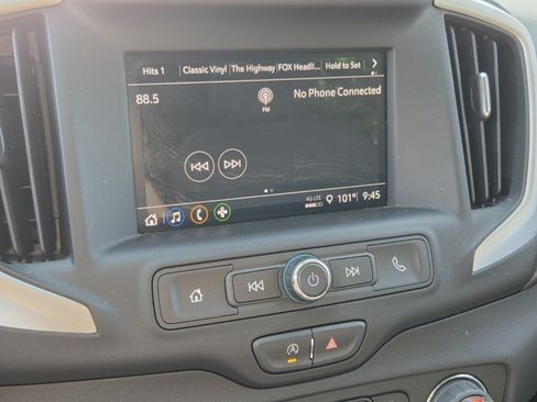 Certified 2024 GMC Terrain SLE w/ Driver Convenience Package FWD image 26