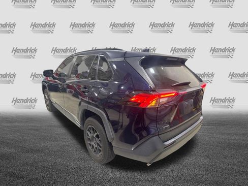 Used 2021 Toyota RAV4 XLE FWD image 43