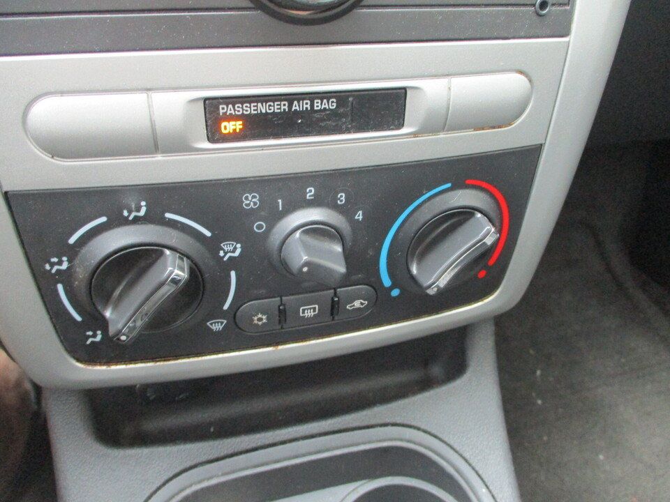 Used 2010 Chevrolet Cobalt LT w/ Preferred Equipment Group FWD image 27