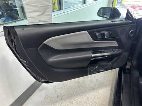 New 2025 Ford Mustang Coupe image 4