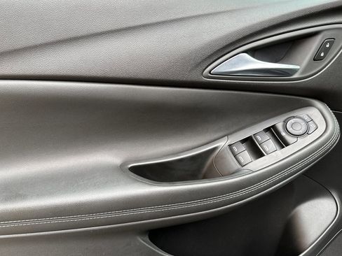 Certified 2024 Buick Encore GX Preferred image 11