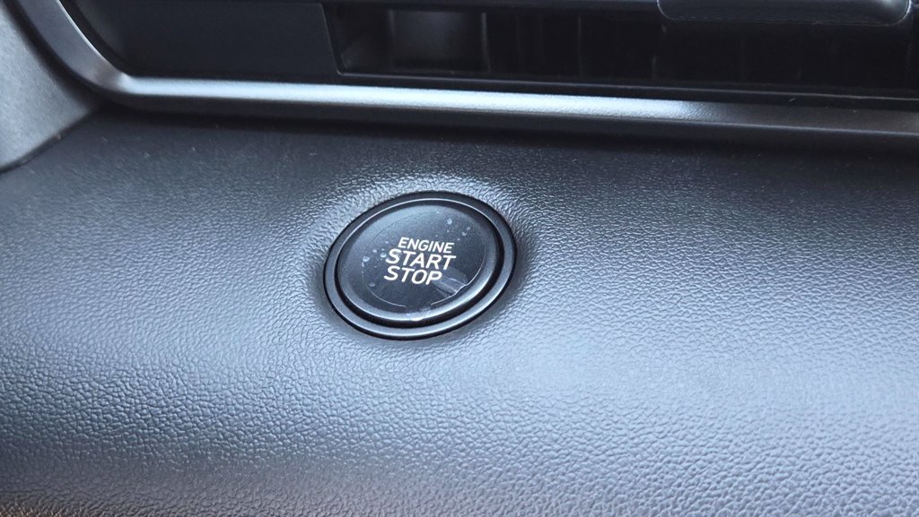 New 2026 Hyundai Elantra SEL Sport FWD image 18