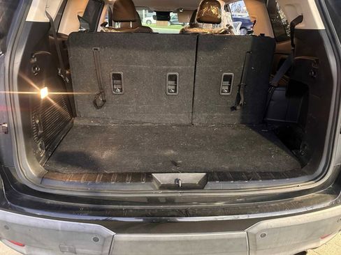 Used 2019 Subaru Ascent Limited image 10