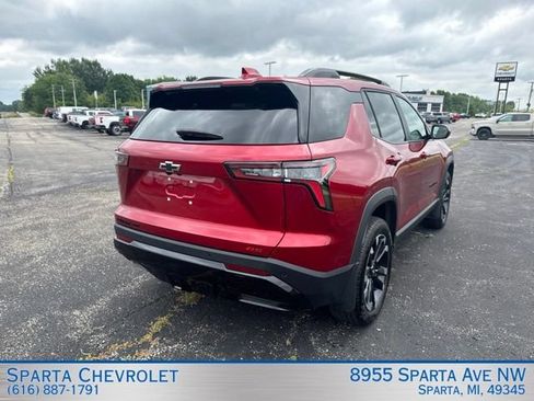 Used 2026 Chevrolet Equinox RS AWD/4WD image 3