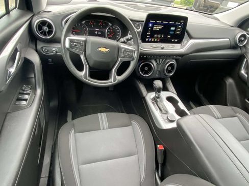 Used 2024 Chevrolet Blazer LT w/ Driver Confidence Package FWD image 15