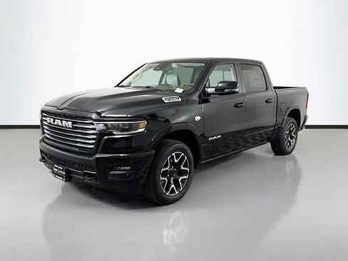 New 2026 RAM 1500 Laramie AWD/4WD image 3