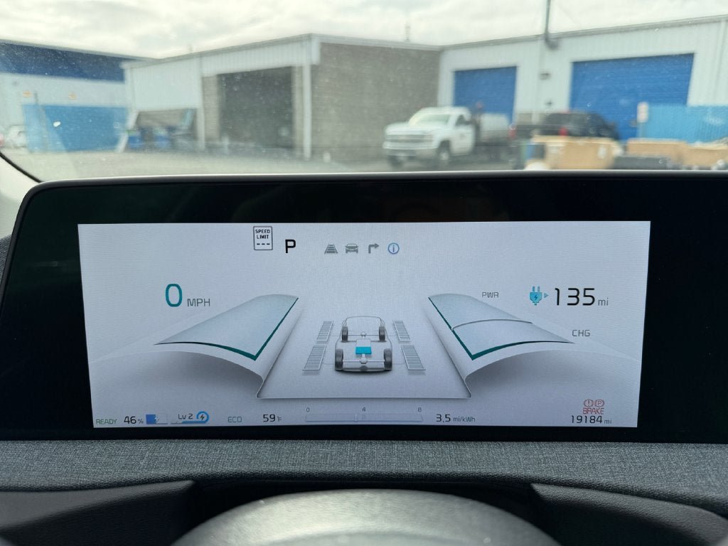 Used 2024 Kia EV6 Light AWD/4WD image 35