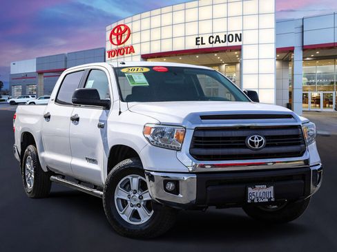 Used 2015 Toyota Tundra SR5 image 1