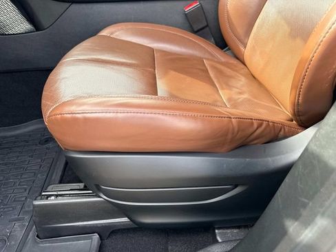 Used 2022 Lincoln Aviator Grand Touring w/ Equipment Group 301A AWD/4WD image 23