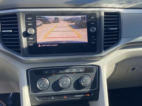 Used 2018 Volkswagen Atlas SE image 10