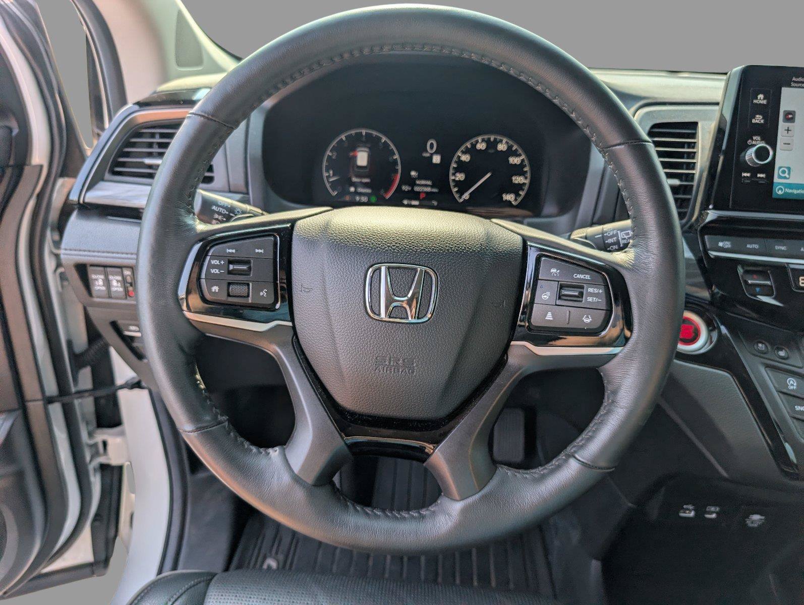 Used 2025 Honda Odyssey Elite image 27