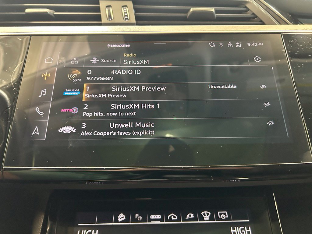 Used 2024 Audi Q8 e-tron Prestige w/ Prestige Package AWD/4WD image 5