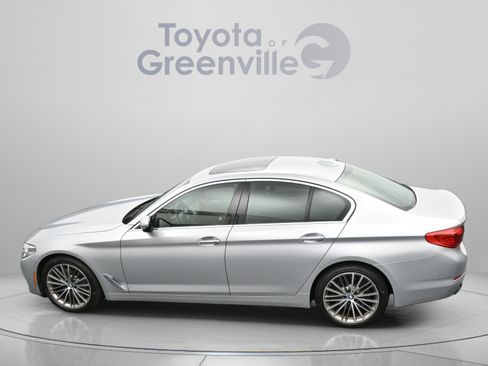 Used 2017 BMW 540i RWD image 7