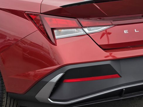 New 2025 Hyundai Elantra Sport image 10