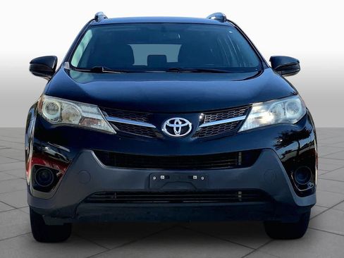Used 2015 Toyota RAV4 LE FWD image 4