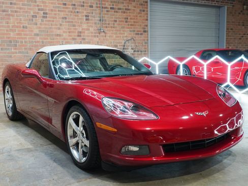 Used 2008 Chevrolet Corvette Coupe RWD image 3