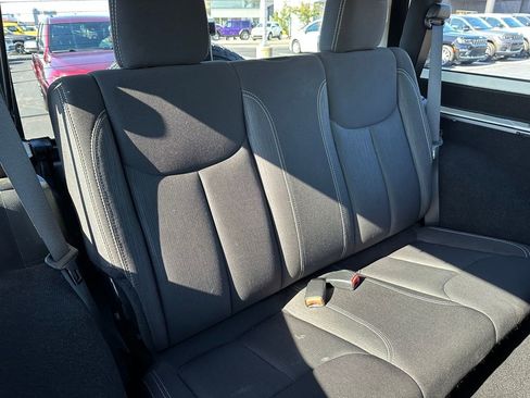 Certified 2018 Jeep Wrangler Sahara w/ Dual Top Group image 23