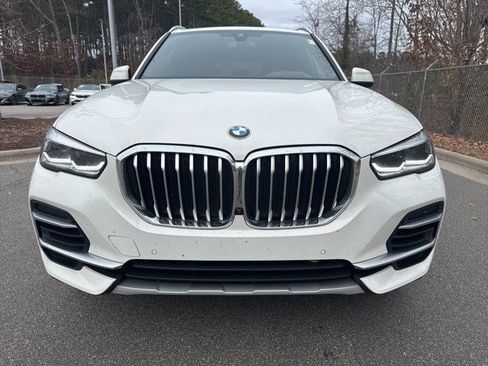 Certified 2023 BMW X5 sDrive40i w/ Premium Package image 2