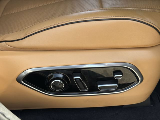 Used 2022 Jeep Grand Cherokee Summit RWD image 35