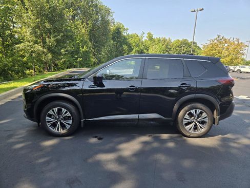 Used 2023 Nissan Rogue SV AWD/4WD image 5
