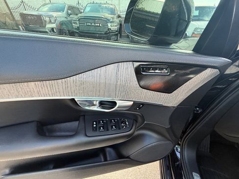 Used 2021 Volvo XC90 T6 Inscription image 23