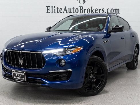 Used 2022 Maserati Levante GT AWD/4WD image 36