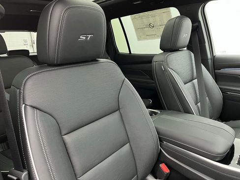 New 2026 Buick Enclave Sport Touring w/ Power Package image 32