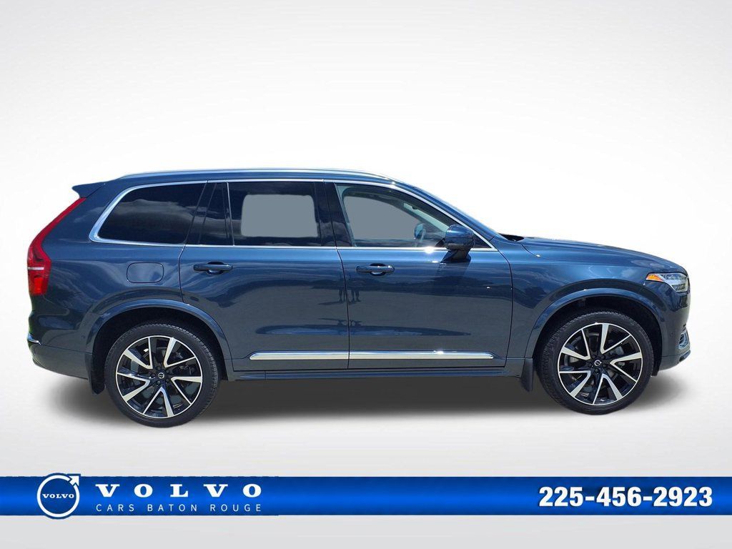 Certified 2024 Volvo XC90 B5 Plus w/ Protection Package Premier AWD/4WD image 9